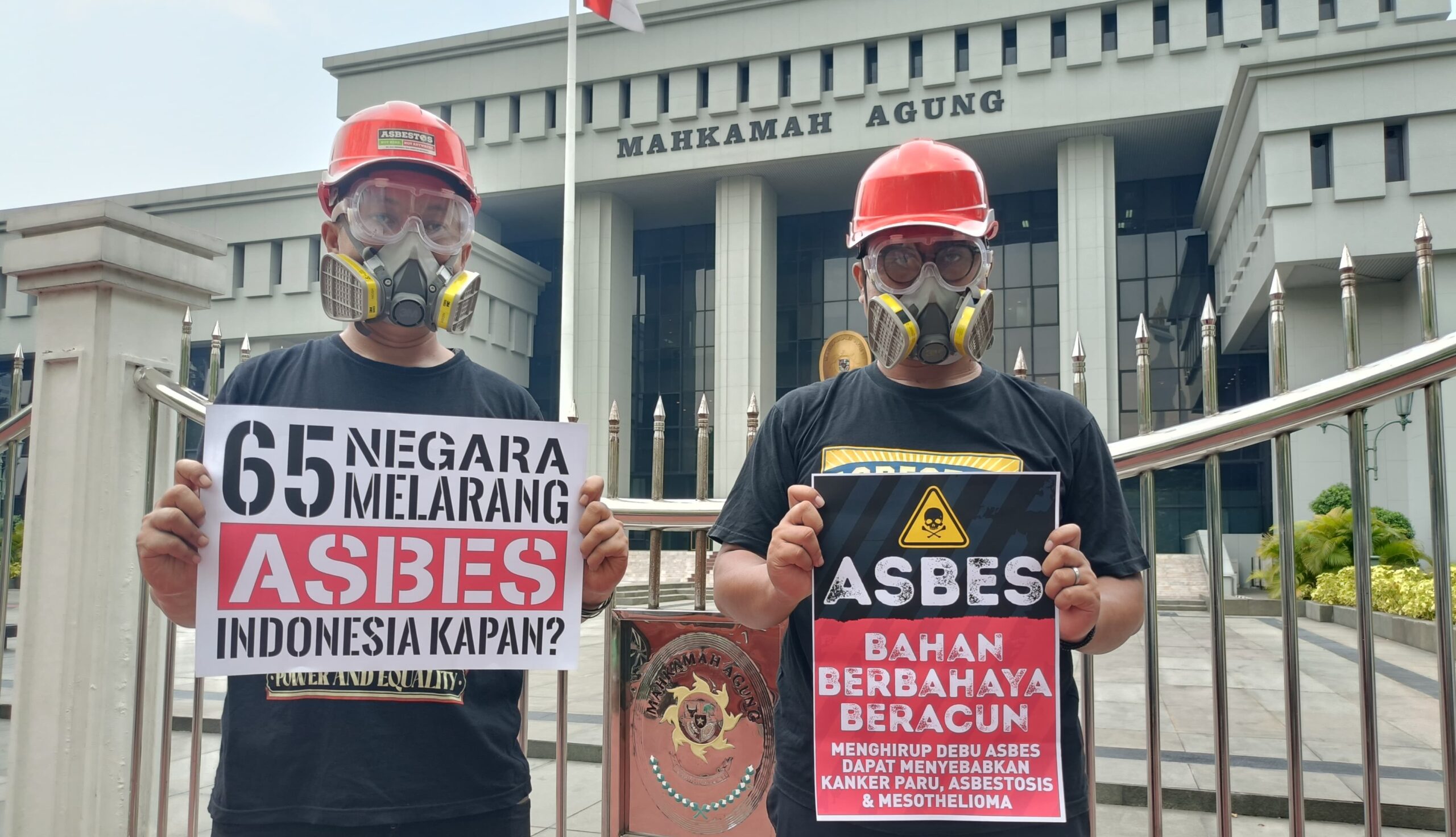 Dari Label Bahaya, Menuju Penghentian Asbes